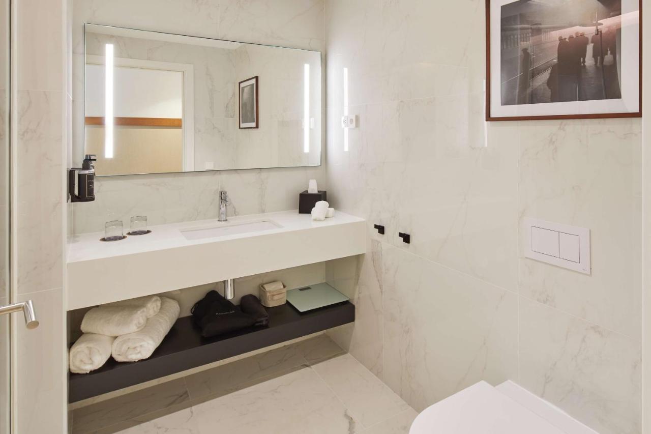 Via Sants Hotel Barcelona, Tapestry Collection By Hilton Exteriér fotografie